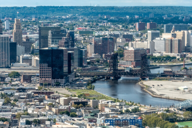 Aerial view of the skyline of Newark, New Jersey.